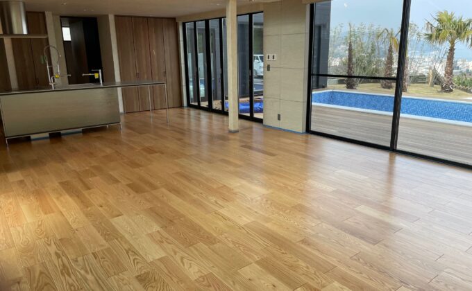 【施工後】神奈川県逗子市 ご新築戸建て Ｍ様邸 ワンニャンすべらんフロアコーティング施工済み