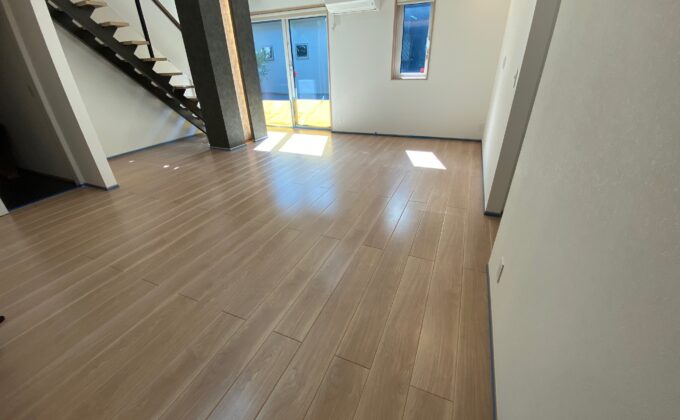 【施工後】東京都港区 ご新築戸建て Ｔ様邸 ワンニャンすべらんフロアコーティング施工事例 ワンニャンすべらんフロアコーティング施工済み