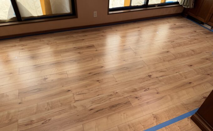 【施工後】山梨県甲府市 ペット関連施設 Ｎ様邸 ワンニャンすべらんフロアコーティング施工事例 ワンニャンすべらんフロアコーティング施工済み