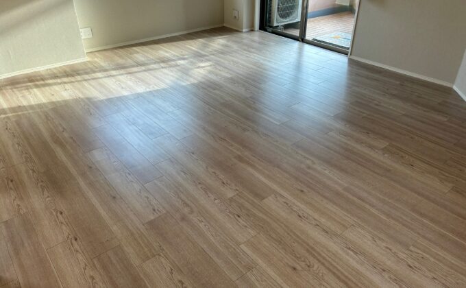 【施工前】神奈川県横浜市 ご新築マンション Ｋ様邸 ワンニャンすべらんフロアコーティング施工事例 施工前の状態