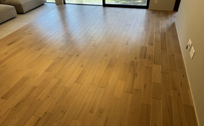 【施工前】東京都武蔵野市 ご入居中戸建て Ｈ様邸 ワンニャンすべらんフロアコーティング施工事例 施工前の状態