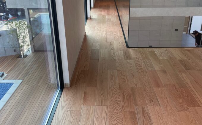 【施工前】神奈川県逗子市 ご新築戸建て Ｍ様邸 ワンニャンすべらんフロアコーティング施工事例 施工前の状態