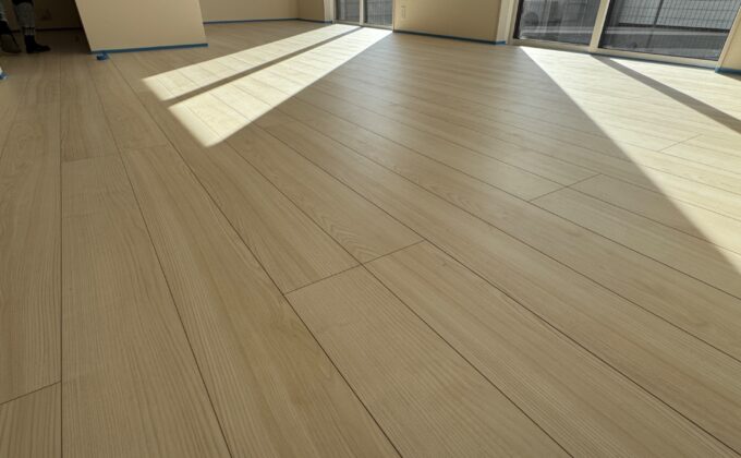 【施工前】東京都町田市 ご新築戸建て Ｍ様邸 ワンニャンすべらんフロアコーティング施工事例 施工前の状態