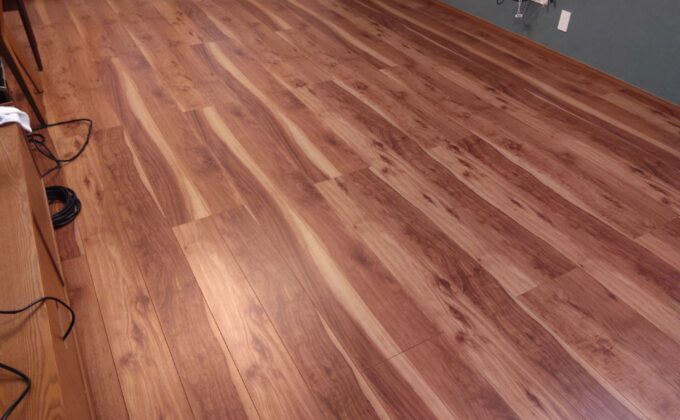 【施工前】東京都台東区 ご入居中マンション Ｙ様邸 ワンニャンすべらんフロアコーティング施工事例 施工前の状態