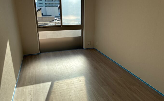 【施工前】神奈川県横浜市 ご新築マンション Ｋ様邸 ワンニャンすべらんフロアコーティング施工事例 施工前の状態