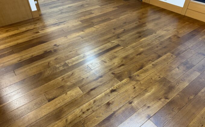 【施工後】神奈川県横浜市 ご入居中戸建て Ｍ様邸 ワンニャンすべらんフロアコーティング施工事例 ワンニャンすべらんフロアコーティング施工済み