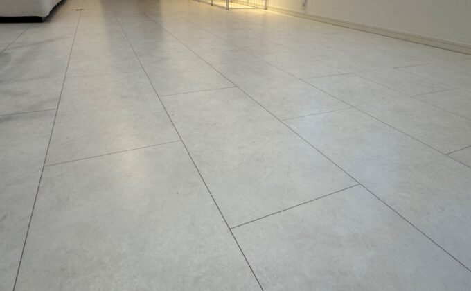 【施工後】神奈川県横浜市 ご新築戸建て Ｏ様邸 ワンニャンすべらんフロアコーティング施工事例 ワンニャンすべらんフロアコーティング施工済み