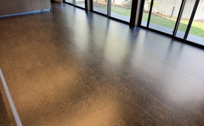 【施工後】埼玉県越谷市 ご新築戸建て Ｋ様邸 ワンニャンすべらんフロアコーティング施工済み