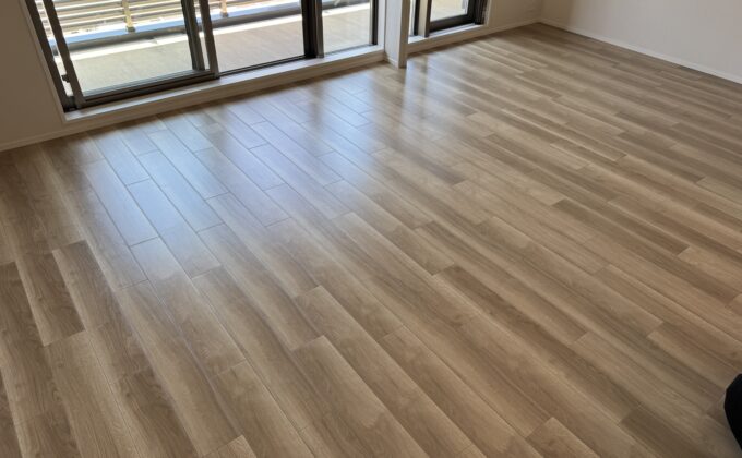 【施工後】神奈川県横浜市 ご新築マンション Ｔ様邸 ワンニャンすべらんフロアコーティング施工済み