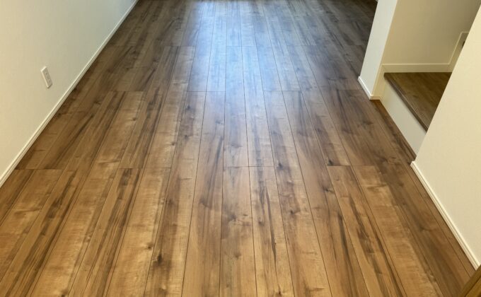 【施工後】群馬県前橋市 ご入居中戸建て Ｍ様邸 ワンニャンすべらんフロアコーティング施工済み