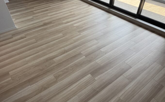 【施工前】東京都品川区 ご新築マンション Ｔ様邸 ワンニャンすべらんフロアコーティング施工事例 施工前の状態