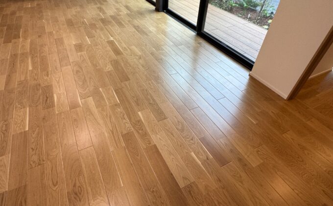 【施工前】東京都品川区 ご新築戸建て Ｏ様邸 ワンニャンすべらんフロアコーティング施工事例 施工前の状態