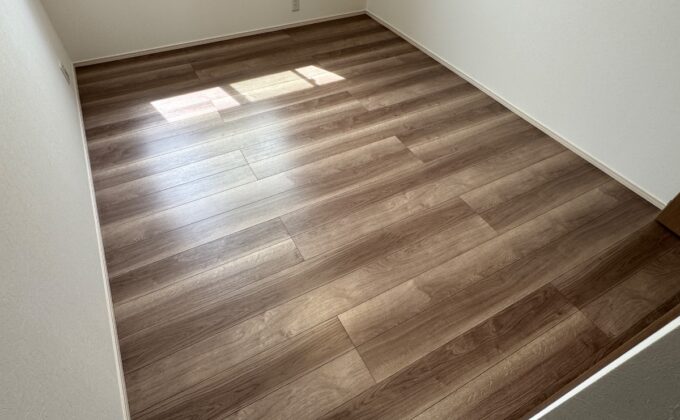 【施工後】茨城県那珂市 ご新築戸建て Ｈ様邸 ワンニャンすべらんフロアコーティング施工事例 ワンニャンすべらんフロアコーティング施工済み